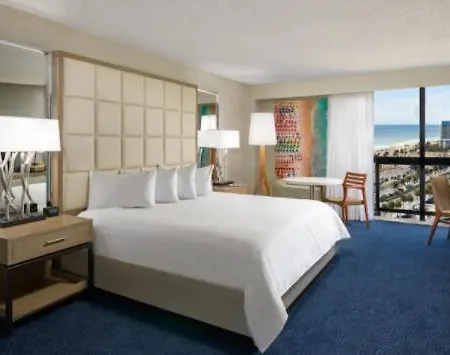 Bahia Mar Fort Lauderdale Beach - Doubletree By Hilton Exterior photo